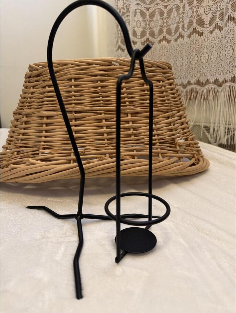 Black Wrought Iron Free Standing Holder